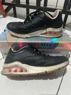 Dijual sepatu skechers ori jual murah aja