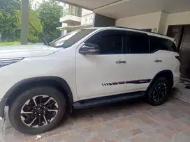 Toyota Fortuner vrz trd 2021