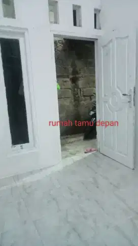 Rumah di kontrakan bulanan tahunan 1'5 listrik token 900 Watt