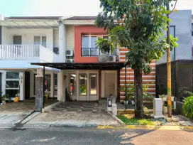 Dijual Rumah Nyaman dan strategis Puri Town House Bintaro Sektor 9