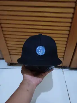 Topi Snapback Volcom 6 Panel Classic