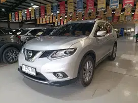 (Pajak Panjang) Nissan Xtrail 2.5 AT 2015