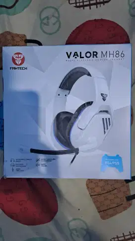 Headset gaming nirkabel FANTECH VALOR