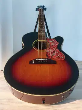 Gitar  akustik elektrik gibson J200