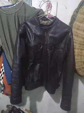 Jual jaket kulit asli lokasi Cilebut No3