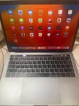 Macbook Pro 2017 touchbar 512gb normal nego