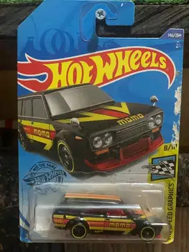 Hot wheels datsun hitam