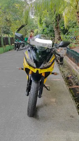 YAMAHA R15 v3 2018