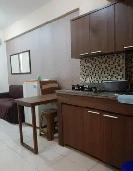 Disewakan 2BR apartemen puncak permai surabaya