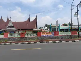 lahan luas dan bangunan resto simpang lima d imainroad cipanas cianjur