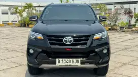 KM 60RB | REDDY FORTUNER VRZ 2.4 TRD AT 2018/2019 TOYOTA FORTUNER