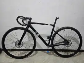 Cannondale Caad13 (frameset + wheelset)