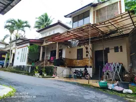 RUMAH MURAH 2 LANTAI TENGAH KOTA MAGELANG DEKAT KAMPUS UNTIDAR