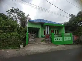 DIJUAL RUMAH KAMPUNG ( KRAMATMULYA)