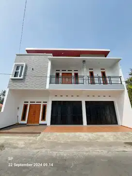 RUMAH BARU MEWAH 2 LANTAI BISA UNTUK USAHA DEKAT KELURAHAN MARGOAGUNG