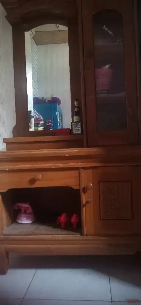 Meja rias kayu vintage