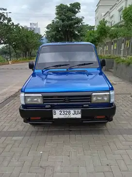 Toyota kijang super KF 40 short