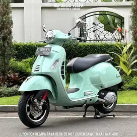 Vespa GTS 150 IGET LED TH 2021 WARNA GREEN RELAX PERFECT CONDITION.