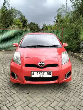 TOYOTA YARIS E METIC 2012 MERAH