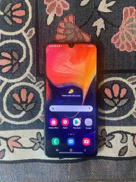 Samsung A50 Ram 4/64gb resmi gak ada minus masih segel