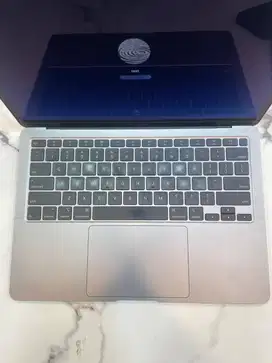 macbook air 2020 i3 8/128 GB