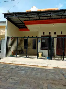 disewakan rumah sememi baru VII