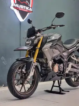 Termurah!! Honda cb150r model baru th 2021. Kredit dp 1jt an