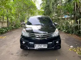 Xenia R Manual 2014