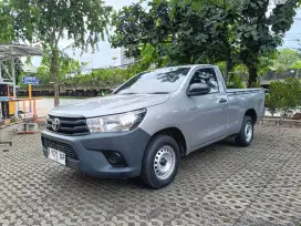 Toyota Hilux 2.5 Diesel Single Cabin 4×2 MT 2019 Silver