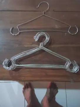 Hanger kawat, gantungan baju