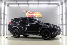 ANTIK MITSUBISHI PAJERO SPORT DAKAR ROCKFORD 2.4 AT 2019