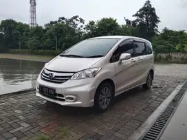 HONDA FREED PSD AT KM 69 RB RECORD HONDA