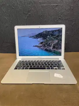 Macbook Air 2017 i5 second like new