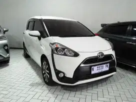 Toyota Sienta V 1.5L Km-75rb Tahun 2016