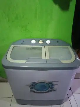 Mesin cuci 2 tabung