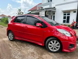 TOYOTA YARIS TRD 2012