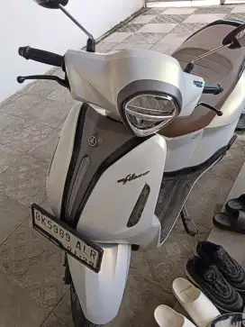 Motor yamaha fillano hybrid connected