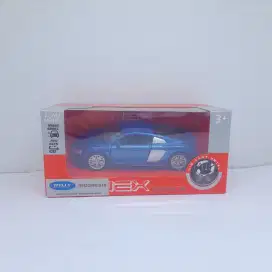 Diecast miniature mobil mainan audi R8 V10 warna biru skala 1:36