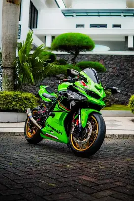 Kawasaki ZX25R ABS Tahun 2022