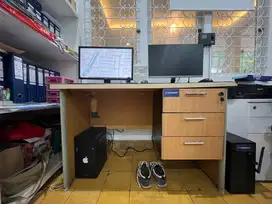 Meja kantor, meja kerja, meja komputer, meja belajar