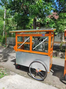 Gerobak Angkringan jg Melayani Pesanan Grobak Bakso Mie Bubur Sate dlL