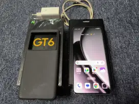 Realme GT 6 fluid silver