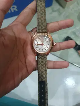 Jam tangan coach