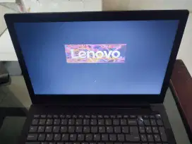 Laptop Lenovo Core i3 8/256