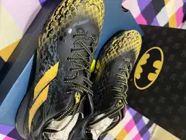 Sepatu Futsal Mils Batman