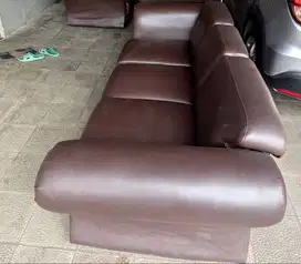 Sofa kulit 3+1 dijual murah meriah