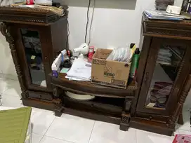 Lemari untuk TV bahan jati