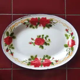 Piring panjang lonjong lodor kaleng seng enamel jadul lawas antik