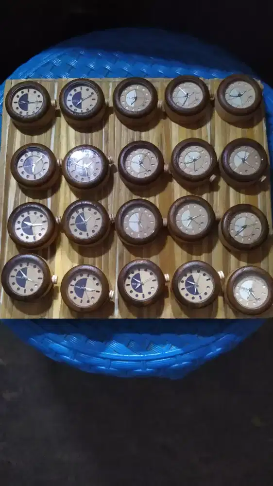 Jam Tangan Kayu