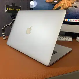 Macbook Pro Retina 15inch 2012 8/512 GB